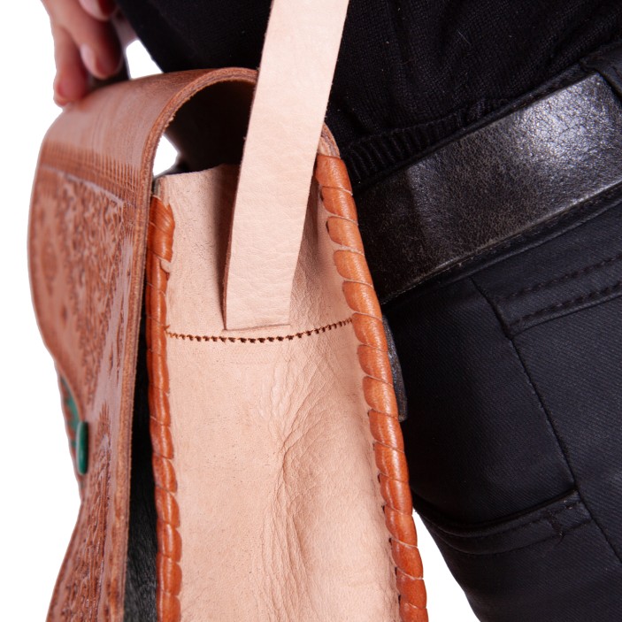 Ręcznie robiona skórzana torebka damska – autentyczne marokańskie rzemiosło, unikalne tłoczenia i najwyższa jakość naturalnej skóry. (8)