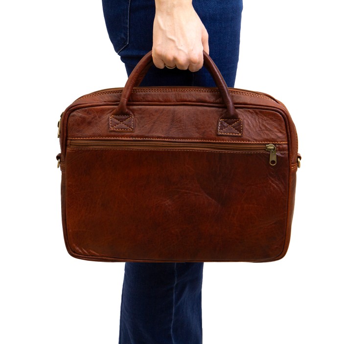 Elegancka torba biznesowa z naturalnej skóry w kolorze koniakowym. Odpinany pasek, idealna na laptop i dokumenty. (7)