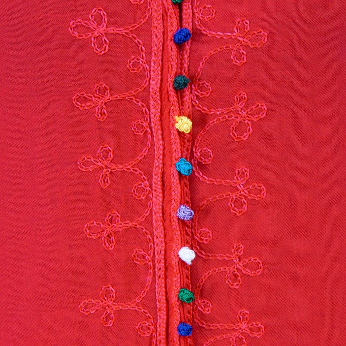 Czerwona bluzka ręcznie zdobiona w marokańskie wzory || Maroko Sklep (6)