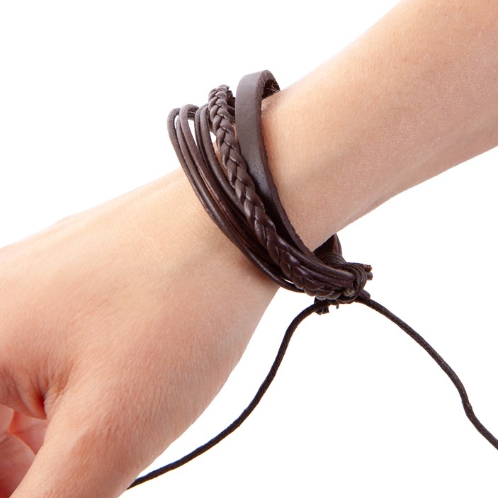 Bransoletka z naturalnej skóry ciemny brąz regulowana || Maroko Sklep (3)