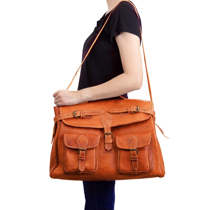 Torba skórzana handmade z Maroka. Naturalna skóra, rudy brąz, styl vintage, pojemna torba na wyjazd, do pracy lub na prezent. (1)