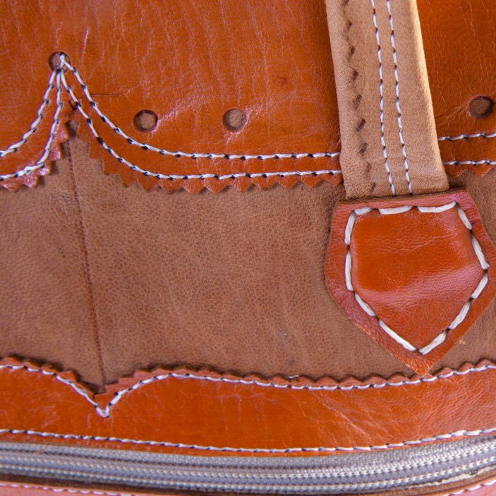 Ręcznie wykonana torebka z koziej skóry. Marokańskie rękodzieło w stylu vintage. Praktyczna i unikalna. (4)