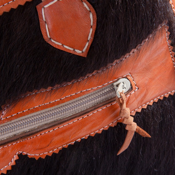 Ręcznie wykonana torebka z koziej skóry. Marokańskie rękodzieło w stylu vintage. Praktyczna i unikalna. (5)