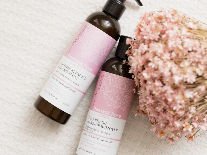 Olejek różany – właściwości i zastosowanie w codziennej pielęgnacji