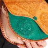 mini: Skórzana torebka w orientalnym stylu – połączenie tradycji i funkcjonalności, ręczne zdobienia i solidne materiały prosto z Maroka. (4)