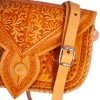 mini: Ręcznie robiona miodowa portmonetka skórzana z tłoczonymi motywami wielbłądów. Marokańskie rzemiosło, praktyczne kieszenie, unikatowy design. (7)