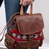 mini: Ręcznie robiony plecak skórzany z tradycyjnym wełnianym wzorem. Naturalna skóra, 4 kieszenie zewnętrzne, kompaktowe wymiary 30×20×10 cm. (5)