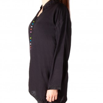 Czarna bluzka ręcznie zdobiona w marokańskie wzory | Maroko Sklep|