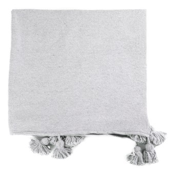 Obrazek dla: Szary pled bawełniany. Ręcznie tkana narzuta w kolorze popielatym z chwostami. Uniwersalny dodatek w stylu skandynawskim.
